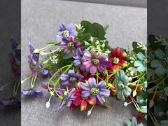 Simüle edilmiş 15 kafalı kaplama mutlu krizantem küçük sap demeti ipek çiçek ev otel düğün fotoğrafı