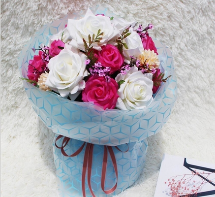 satın al Hediye Paketleme için 60gsm Kraft Kağıt Doğum Günü Ambalaj Kağıdı 52cm * 72cm online manufacture