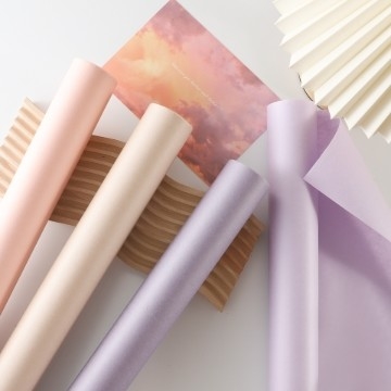 satın al Çeşitli Renkli Kağıt Kraft Kağıt İyi Sertlik ve Saf Renkli Tasarımla Kalınlaştırılmış Düğün Çiçeği Paketleme Malzemesi online manufacture
