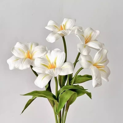 İyi bir fiyat. Tulip yapay çiçekler, düğün ev süsleri, sahte çiçekler, fotoğraf dekoratif çiçekler çevrimiçi