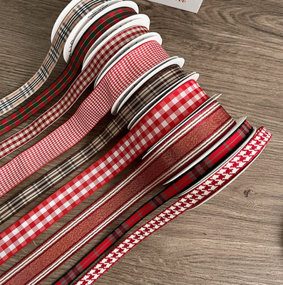 İyi bir fiyat. İngiliz Tarzı Noel Kravatı Plaid Ribbon Çiçek Buketi Çevre dostu Kumaş Teyp El yapımı Çiçekli DIY Hediye Paketleme Malzemeleri çevrimiçi