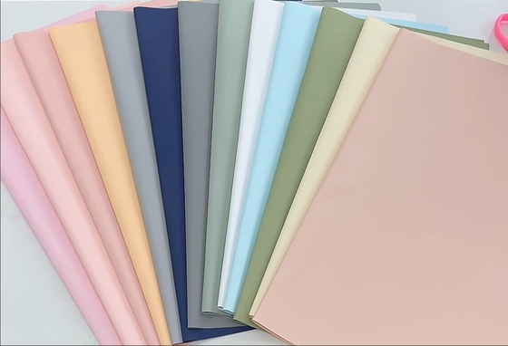 İyi bir fiyat. Kalınlaştırılmış Koreci Çürük Plastik Çiçek Kağıdı 57cm*57cm ±5% Sinowrap Moda için Özel çevrimiçi