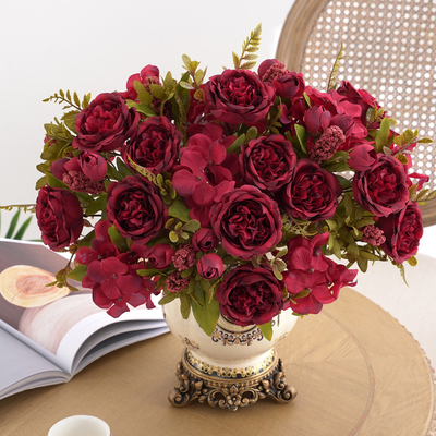 İyi bir fiyat. Wholesale of European-style retro hydrangea core peony artificial flowers, wedding staircase decorative flowers, artificial flowers and silk flowers çevrimiçi