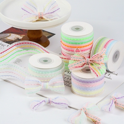 İyi bir fiyat. 4cm/10m Dört Renkli Çizgili Kabarcıklı Şeffaf Gazlı Bez Kurdele Saç Aksesuarı DIY Fiyonk Buket Ambalajı için Çevre Dostu Malzeme çevrimiçi
