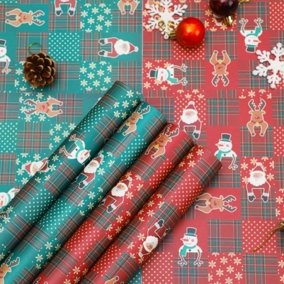 İyi bir fiyat. Çiçekçi Dükkanı Noel Baba ve Kardan Adam Tasarımı ile Suya Karşılıklı Kraft Kağıt Üzerine Hediye Paket Kağıdı çevrimiçi
