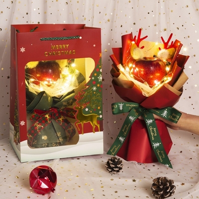 İyi bir fiyat. Yaratıcı bir Noel hediyesi: Sevgilin için bir buket barış elması, DIY malzemeleri, elma çiçekleri ve bir Noel ren geyiği buketi çevrimiçi