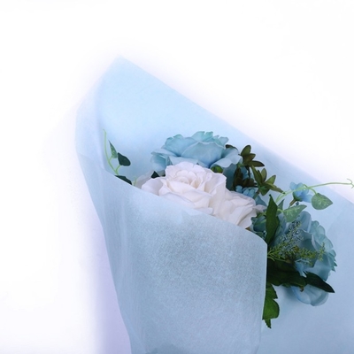 İyi bir fiyat. 50*70cm Renkli Fotokopi Kağıdı Giyim Çantaları, Çiçekçi Ambalajı ve Çiçek Sarma İçin İç Astar Kağıdı çevrimiçi
