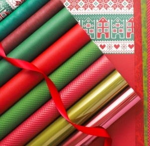 İyi bir fiyat. Partysu Noel Kırmızı Yeşil Serisi Su geçirmez Çiçekli Çiçekli Paket Kağıdı Canlı ve Su geçirmez çevrimiçi