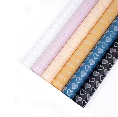 İyi bir fiyat. Kalınlaştırılmış Su geçirmez Çiçek Sarma Kağıdı 56*56cm Nakliye Zamanı 30-45 Gün DIY Sevgililer Günü Aşk Bildirileri çevrimiçi