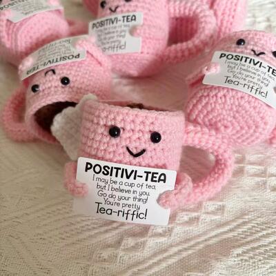 İyi bir fiyat. El yapımı Tığ Işi Hemşire Ördek Amigurumi Bebek Paskalya Yeni Yıl Noel Mezuniyet için Pozitif Destek Yapay Oyuncak çevrimiçi