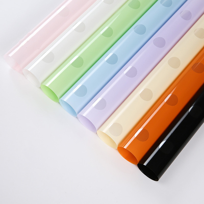 İyi bir fiyat. Delikli Şeffaf OPP Çiçekçi Ambalaj Kağıdı 0.035mm Kalın Plastik Film çevrimiçi