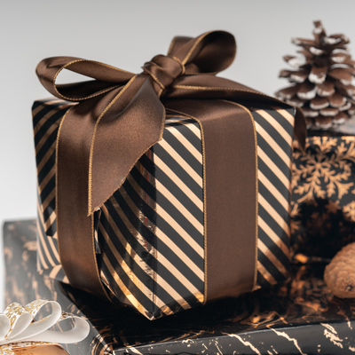 İyi bir fiyat. Siyah Stil Çizgili Kraft Ambalaj Kağıdı 10m Rulo Noel Ambalaj Kağıdı OEM çevrimiçi